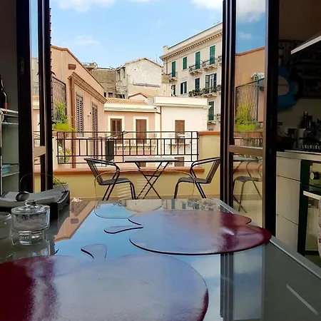 Giardinaccio Apartment *